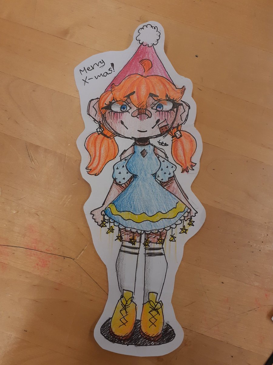 LeasDrawings's tweet photo. @LolliplopsArt One of myold drawings that is like one year old and my newest doodle I made at school :3 
I guess theres atleast some improvement haha https://t.co/DepgHamEh0