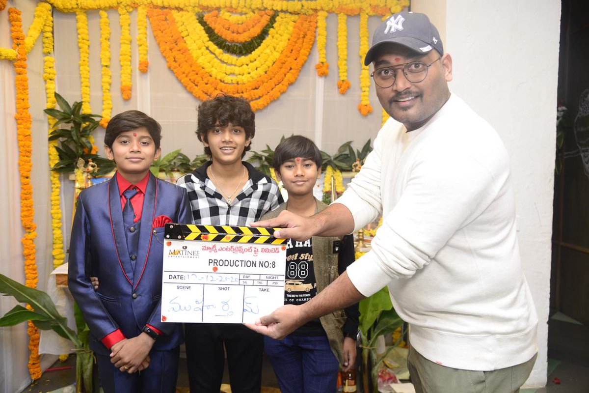 baraju_SuperHit's tweet photo. #Matinee8 #MishanImpossible launched with a formal Pooja today.
Directed by @swarooprsj
🎬by @mahaisnotanoun
🎥switch on @SandeepRaaaj
📝@RahulYadavNakka
FirstShot Direction @bharatkamma
Regular shoot from Dec14th!
Produced by #NirjanReddy #AnveshReddy
@pasha_always @MatineeEnt https://t.co/Pf0oI0RiMC