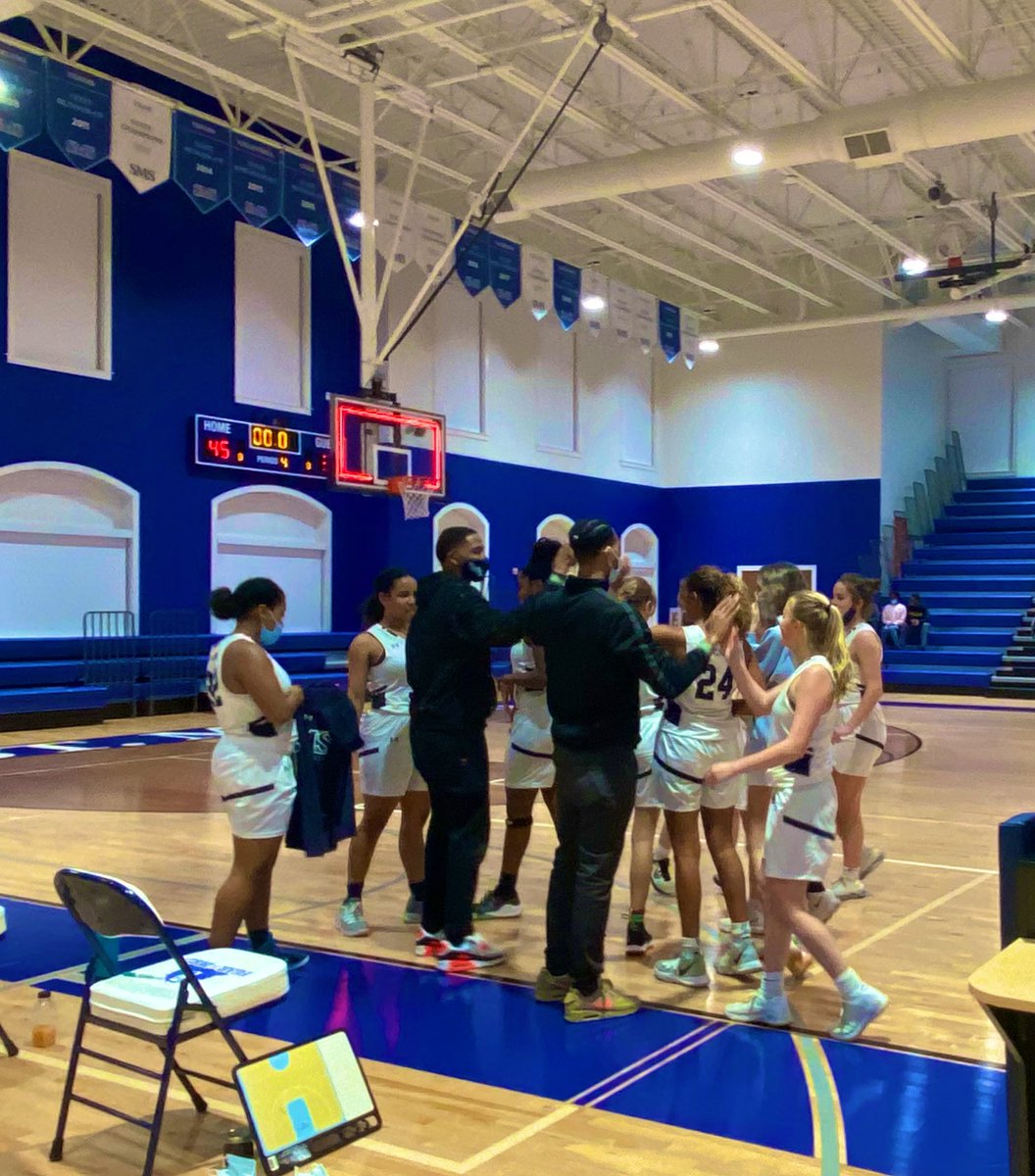 TurkeyAthletics's tweet photo. Varsity Basketball takes down SGIS 45-39. Kai Keith with the team high 14 points. Louise Laney followed with 13!  Turkeys are 3-1 on the season #fearthebird #turkeynation @dailymemphian @memphisnews https://t.co/kfdolUS3LR