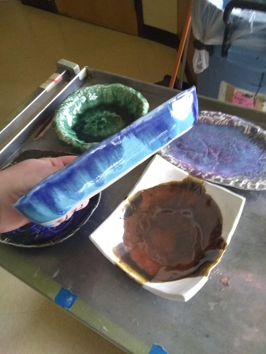 HSartWaterloo's tweet photo. #ceramicchristmas #serviceproject
#glazefiring https://t.co/uprtY6bojA