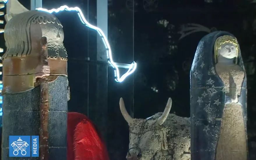 WaitForChrist's tweet photo. Ancient Astronauts and Egyptian Symbols on Display in this year’s Nativity in St. Peter’s Square #SatanComesFirst #WaitForChrist #EndTimes
#Rapture is a lie!
https://t.co/G008wSY2zK https://t.co/htgW7I6e8Y