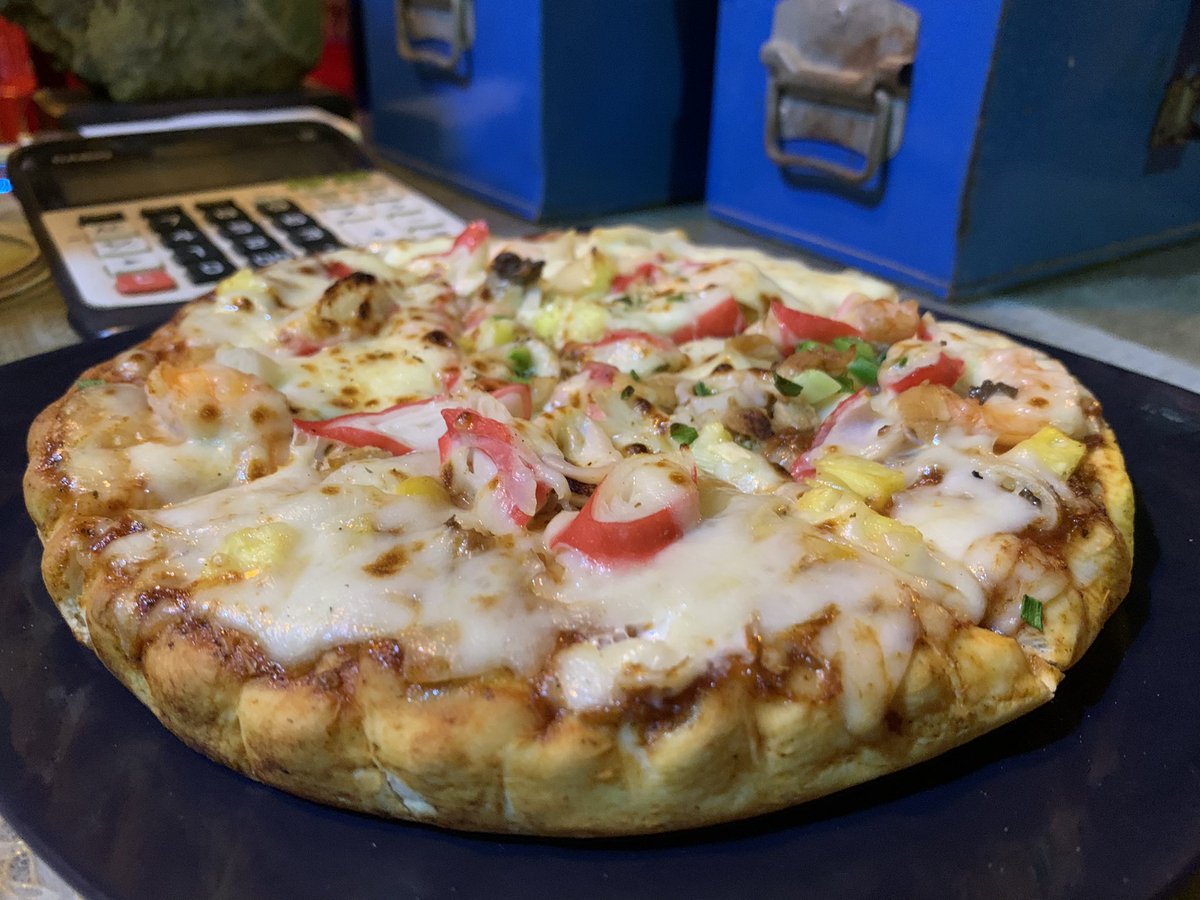 pizzadjjdghv's tweet image. Siem Reap
 Welcome to Madame Pizza
 Free Delivery
 017974767 / 081578866
 Madam Pizza, Siem Reap
 Behind the hotel on the Mediterranean Angkor
 Behind Le Meridien Angkor hotel
 There is a place for children to play for free
 Delicious fried chicken