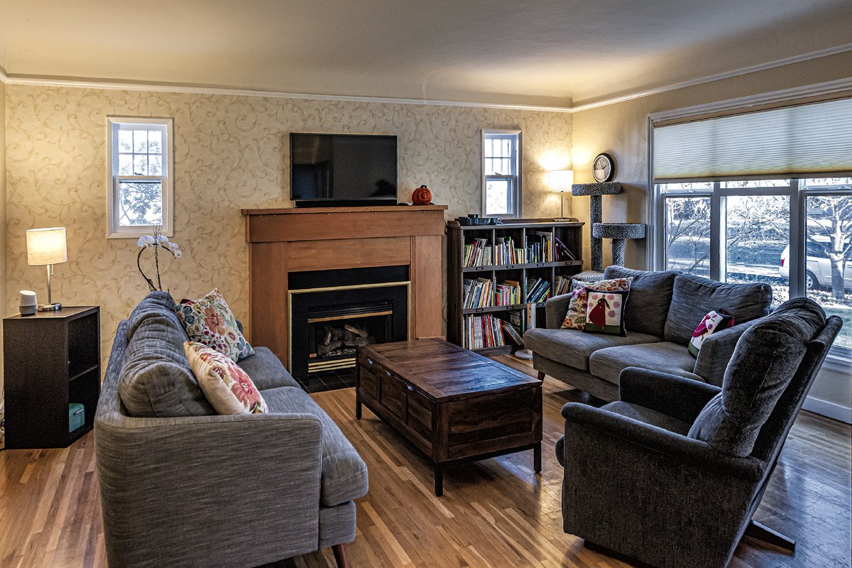 TetzHomes's tweet photo. NEW PRICE - -  $350,000

1333 Alvarado Terrace, Walla Walla, WA 99362
MLS#: 1690821

Bungalow on Menlo Park - Charming bungalow with super sized yard. View full listing at https://t.co/FfR1PB5EGm https://t.co/K4d3bJagCO