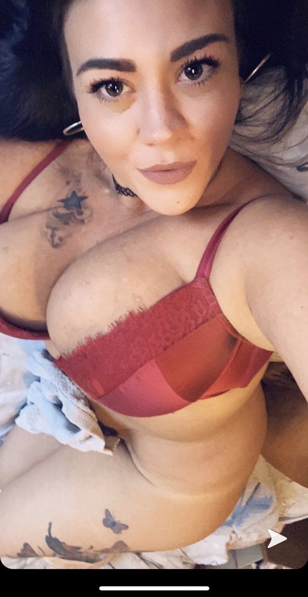 kalifia69's tweet photo. You just want to empty your load all over my body....but your not allowed #paypig #cashpig #moneyslave #atmslave #cashdrop #atmcode #amazonslave #finD #findomme #catfish #blackmailgoddess #goddess #fetish #smokingfetish #footfetish #pantyseller #useditemd #naturalbody #bigboobs https://t.co/RjyPuzVZXV
