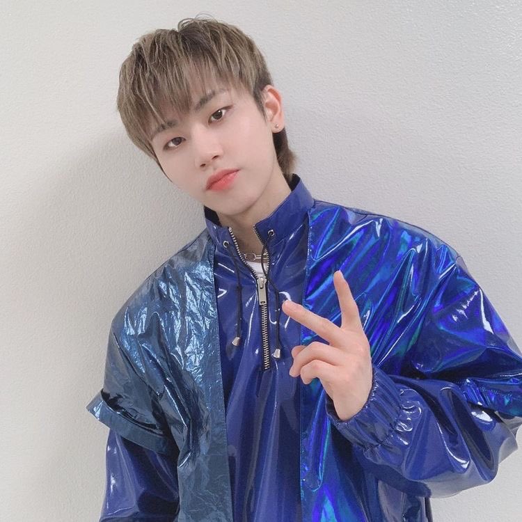 GK (Kim Gwanghyun)nationality- koreanbirthday- september 29, 1998sign- libraposition- rapper