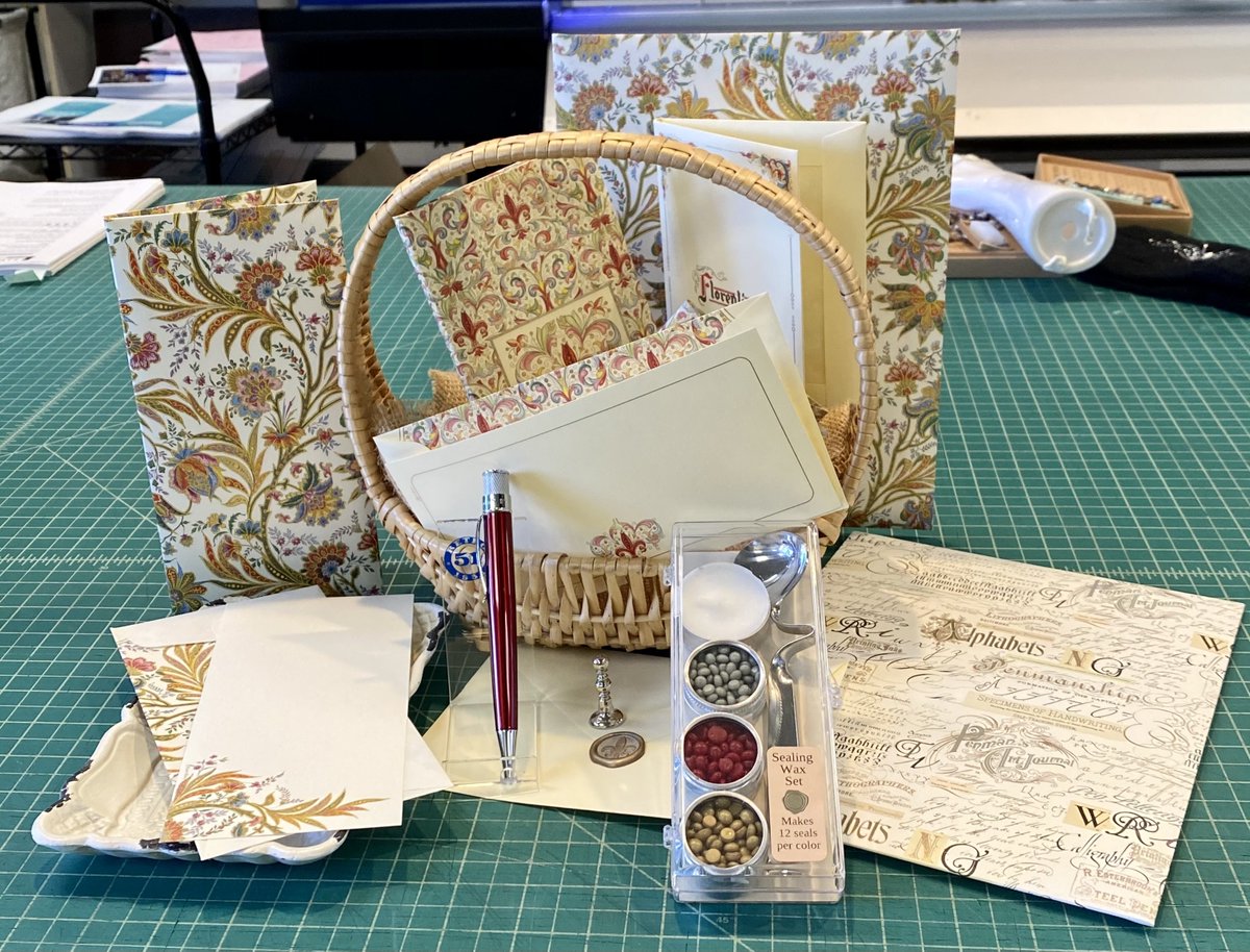 OregonStationer's tweet photo. Stationery, boxed cards, Retro51 pens and journals.    Let us put something together for the writer on your list.  We will even wrap it for FREE.
#holiday2020 #freewrapping #retro51 #pens #stationery #writer #journal #keepitlocalmac https://t.co/JRYVFkZ7So