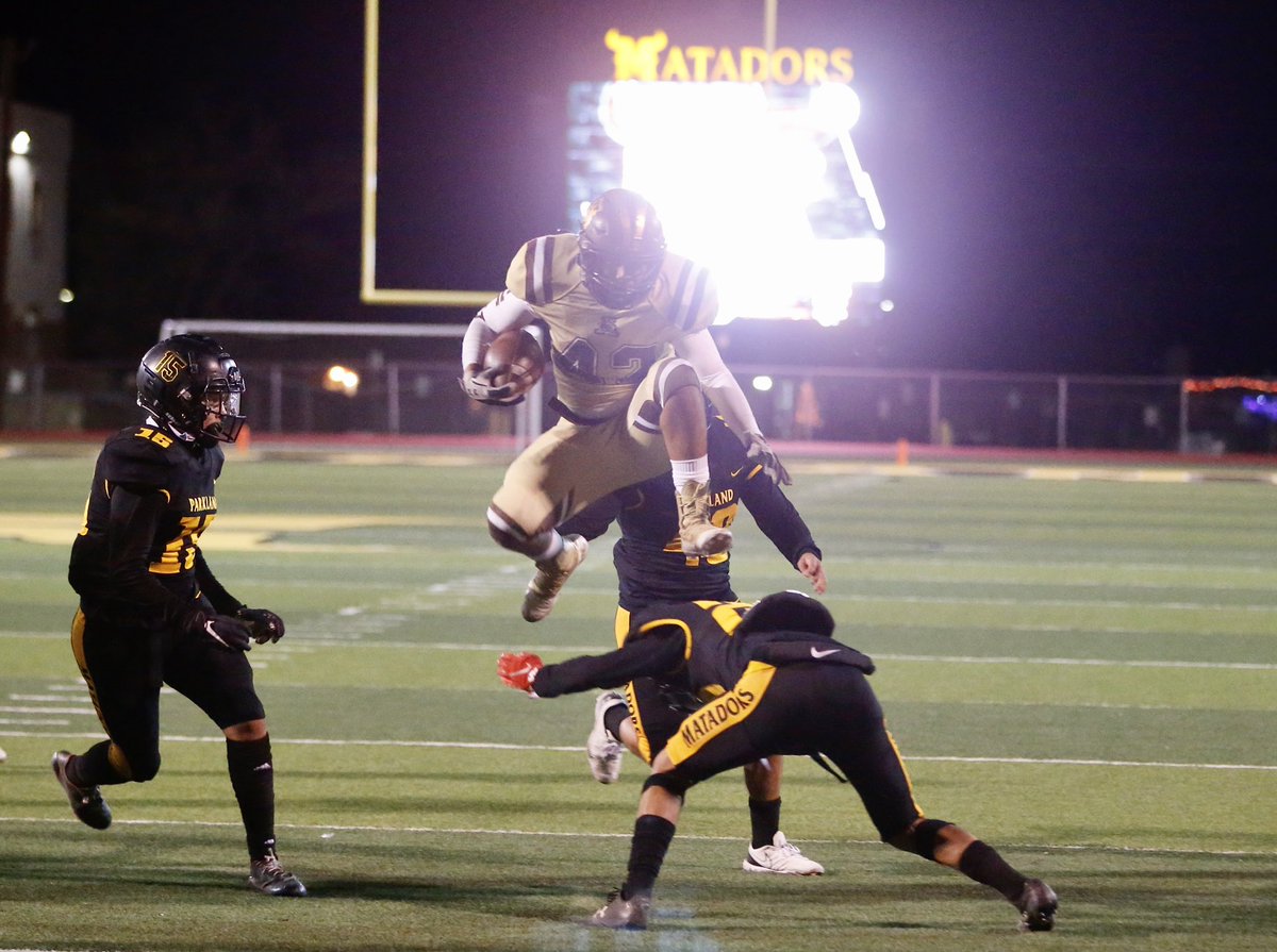 Ramirez (@rrrutang) on Twitter photo It’s Friday Night football from <a href="/phsmats/">Parkland Matadors</a> Stadium vs the <a href="/AHSPantherAth/">AHSPantherAthletics</a> it’s halftime and we have some high flying action as the Matadors are up 8-7 on the Panthers. @epheraldpost #UTEPPhotog #LosPhotogs <a href="/CanonUSApro/">Canon USA Pro</a> It’s Friday Night football from <a href="/phsmats/">Parkland Matadors</a> Stadium vs the <a href="/AHSPantherAth/">AHSPantherAthletics</a> it’s halftime and we have some high flying action as the Matadors are up 8-7 on the Panthers. @epheraldpost #UTEPPhotog #LosPhotogs <a href="/CanonUSApro/">Canon USA Pro</a>