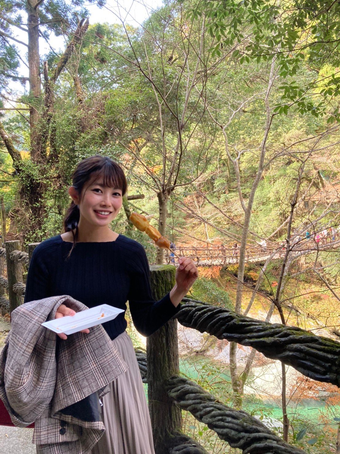 梅山 茜 フリーアナウンサー 今日11時30分からのmbsラジオ それゆけ メッセンジャー にアシスタントとして出演させて頂いております 正直もう何を話したか覚えておりません どうかみなさん お手柔らかに温かい目で 耳で お願い致します