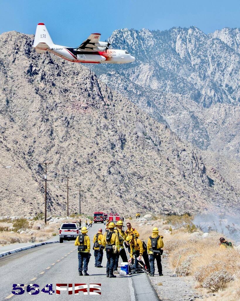 564FIREPhoto's tweet photo. Tanker 131 coming in for a drop on the #TramFire earlier this season. @coulsonaviation https://t.co/BADh4kmlZy https://t.co/fbJe0hVeWi