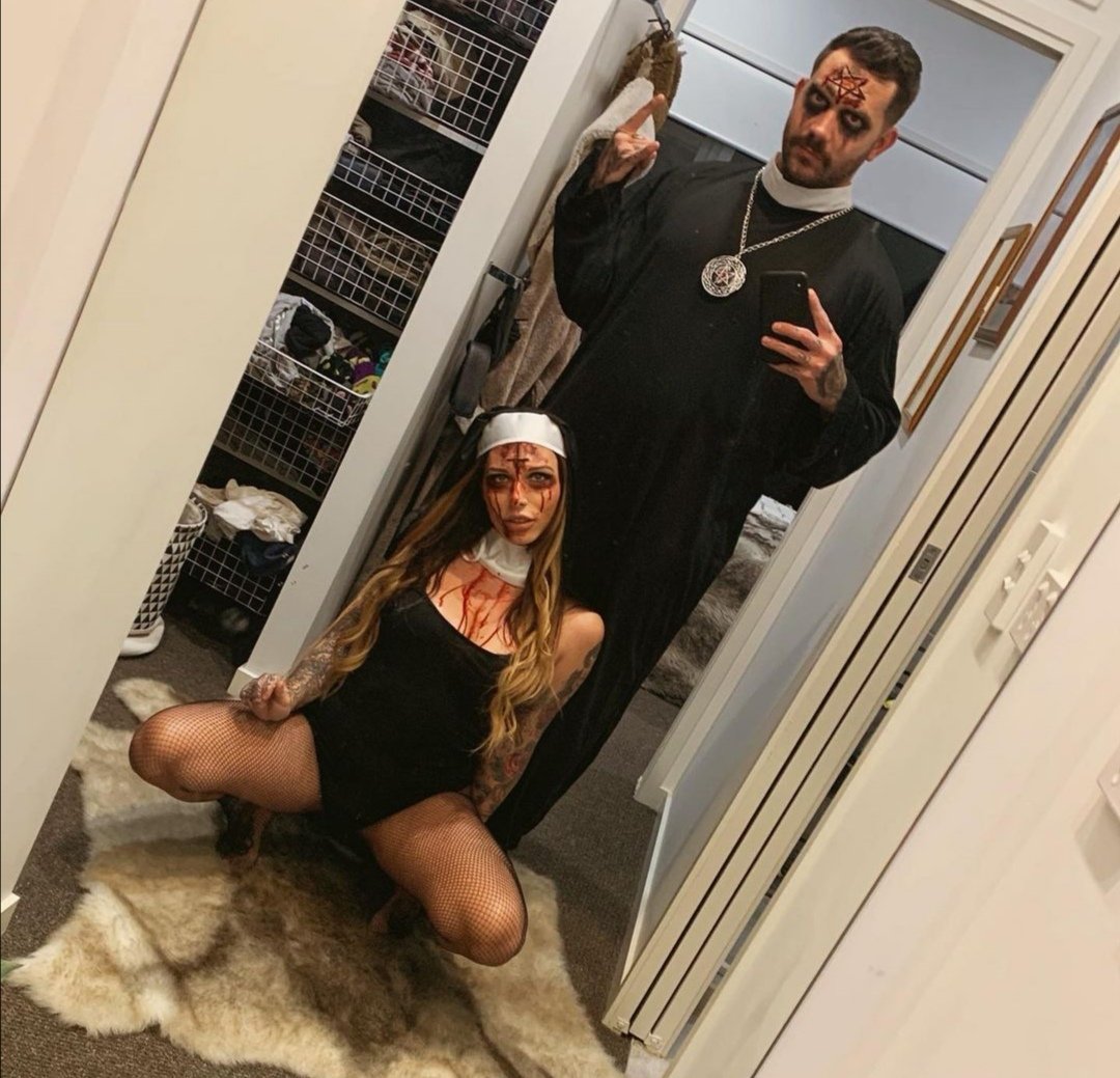 MistressSappre's tweet photo. Mistress and Alpha - Ready to take your money, slaves 😍
Cashapp - £SapphireMelody #mistress #alpha #goddess #alphacouple #assworship #feetworship #footworship #findom #blackmail #facesitting #alphablackmail https://t.co/mICHwYe47r