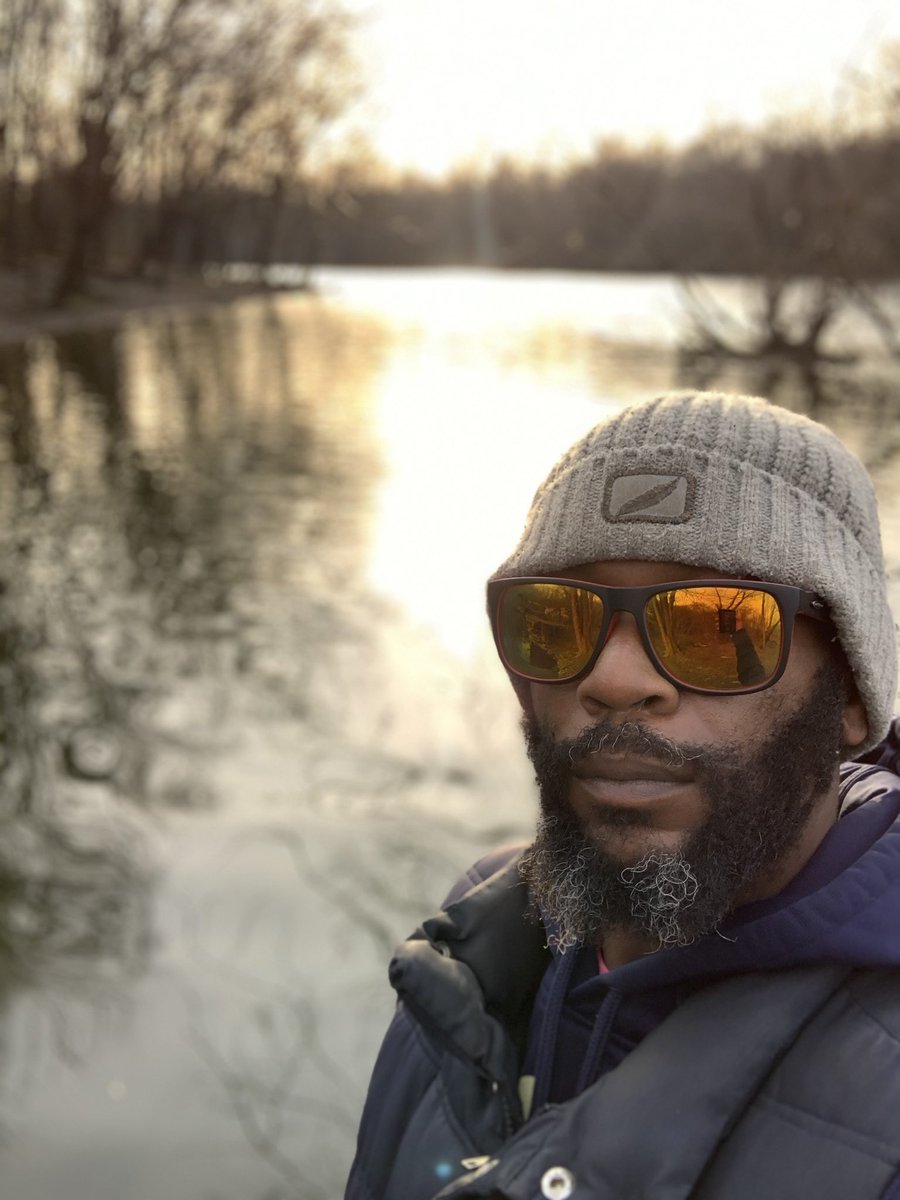 After a week of moving and putting s*** together trying to fill the new house, I finally got some time to get out 🤙🏾 got 🦨 but just being out was good enough for me
#fishingthe_610 #fishinghancock #pafishing #paviews #fishing #fishinglife #fiahinglifestyle #outdoors