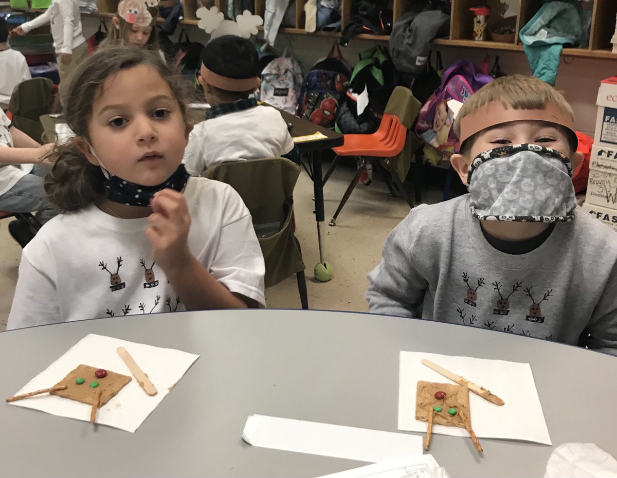 Reindeer day fun in Kindergarten