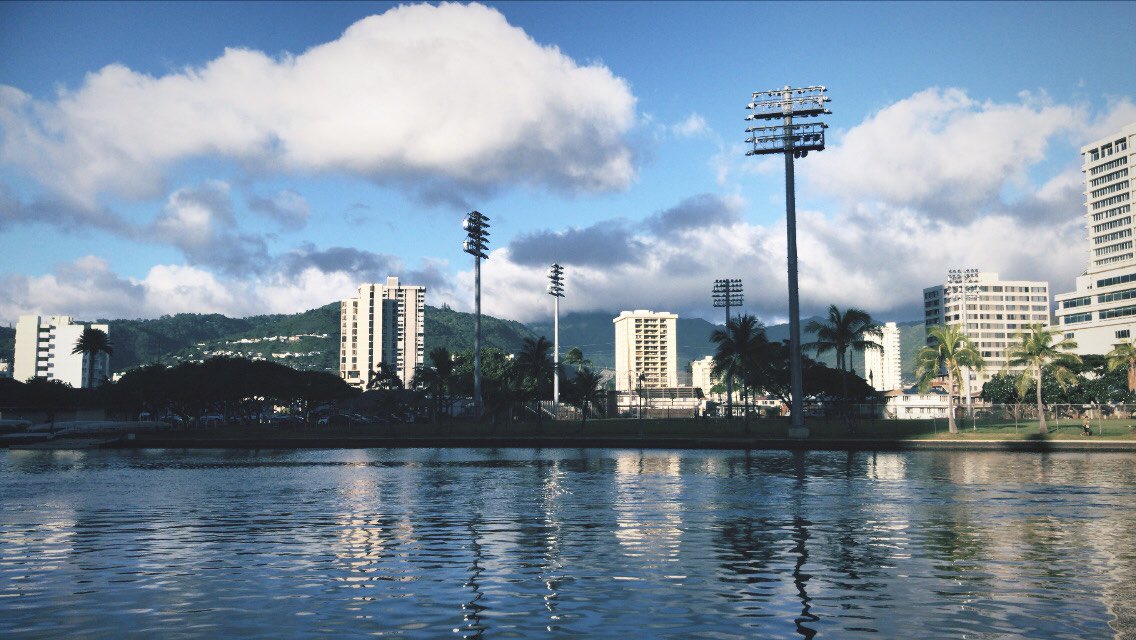 HelloFall_av's tweet image. Arrived in beautiful Honolulu!