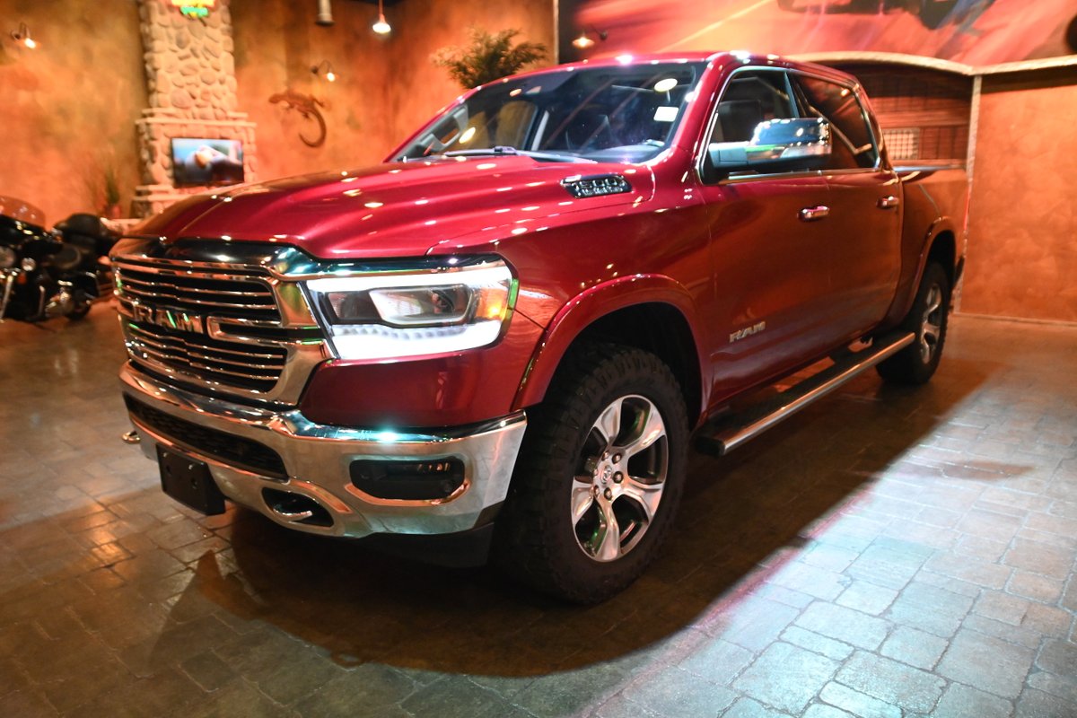 AutoShowWpg's tweet photo. 2019 Ram 1500 Laramie Lv.2 *12-Inch Screen, Pano Roof, Nav 🔥😍
#ram1500 #dodgeram1500 #ramtrucks #ram1500 #ramsport #ram15004x4 #ram1500hemi #ramtruck #trucks #winnipeg #ram1500hd #204trucks #ram #truck #ramlaramie #winnipeg https://t.co/rddE5tcQia