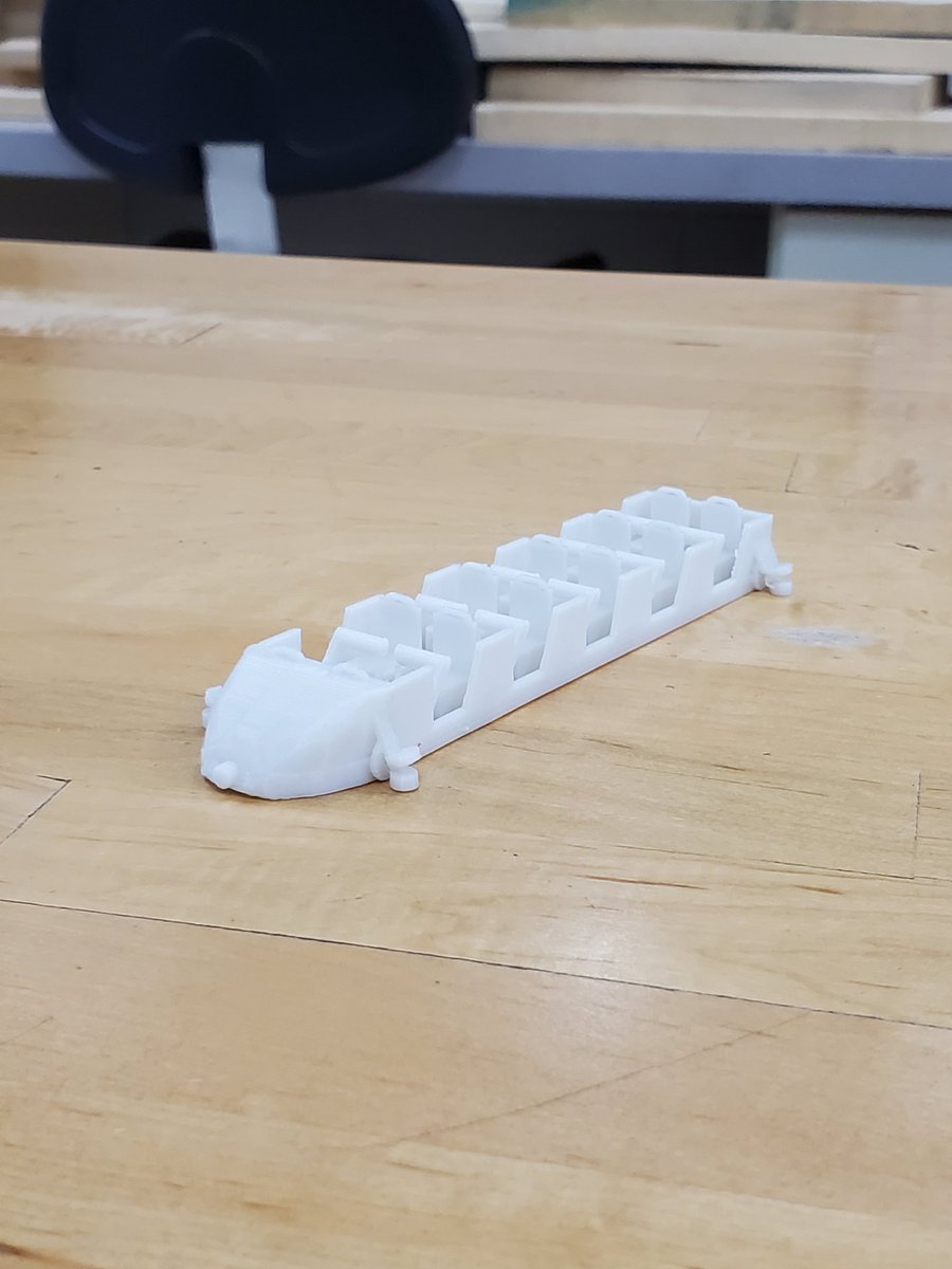 EHOVEstem's tweet photo. Some of our students newest 3d prints, along with some in the works!
#EHOVEvips #EHOVEstem https://t.co/HquBTSS4Ph