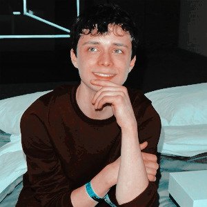 Gilbertbrazill's tweet photo. Hoje é aniversário desse garoto incrível que nos conquistou ♥️ , ele faz 20 anos e parece que foi ontem que víamos ele como Gilbert . Parabéns Lucas você merece todo amor do mundo!! https://t.co/Ve8gu118du