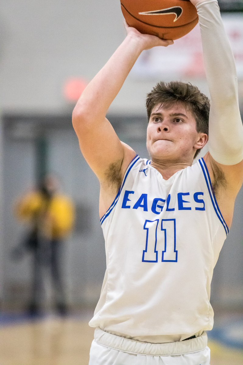 JCSAthletics's tweet image. HS Basketball 🏀 
Eagles 61
USJ 48

Leading Scorers:
Peyton Tinsley- 16 pts
Dylan Arnold -14 pts
Aaron Smith- 11 pts
Ayden Shaw- 10 pts