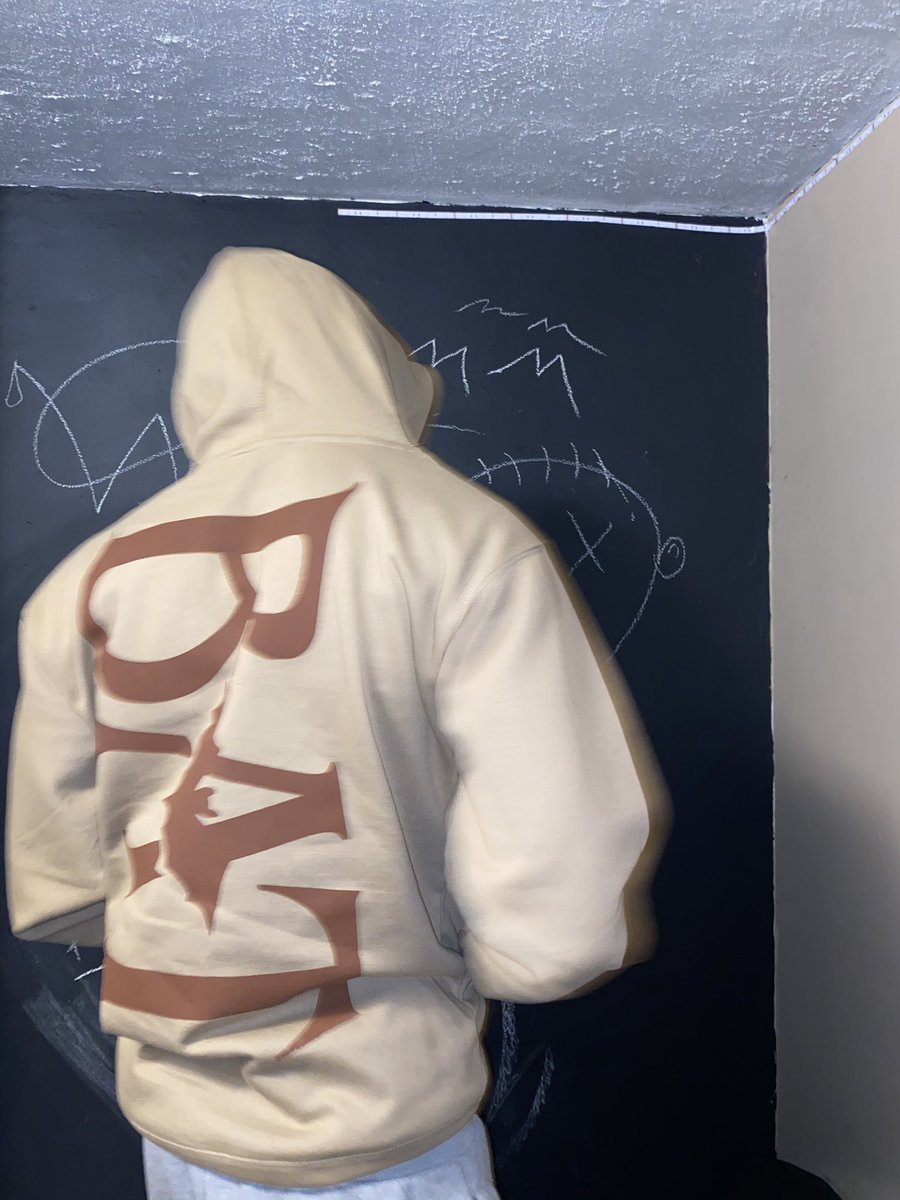 onlinebats's tweet photo. End of this month ⏳ https://t.co/NcLYMelOlj
