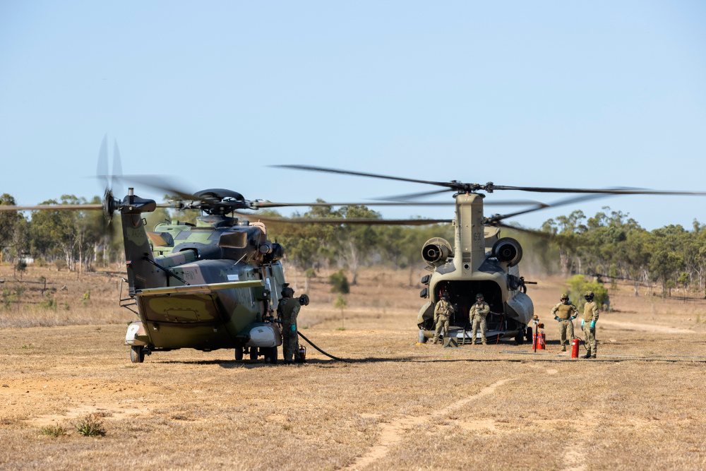 AustralianArmy's tweet photo. #OurPeople from the 1st and 5th Aviation Regiments recently undertook air mobility training during Exercise Vigilant Scimitar. The exercise allowed #AusArmy’s aviation teams to enhance the interoperability between different aircraft in their fleet. #ArmyInMotion https://t.co/BjXPuPkrmc