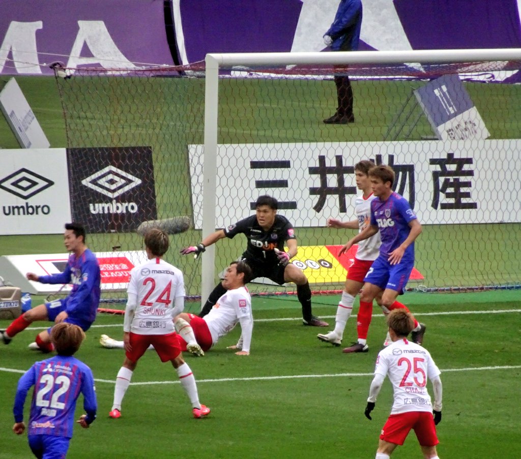 Fjまりこ Fc東京vsサンフレッチェ広島観にきた 感染対策バッチリなドロンパさんかわいい スコアレスながら見ごたえのある前半 味スタはフリーwi Fiとんでてよい 入場人数制限もあるからか快適な速度