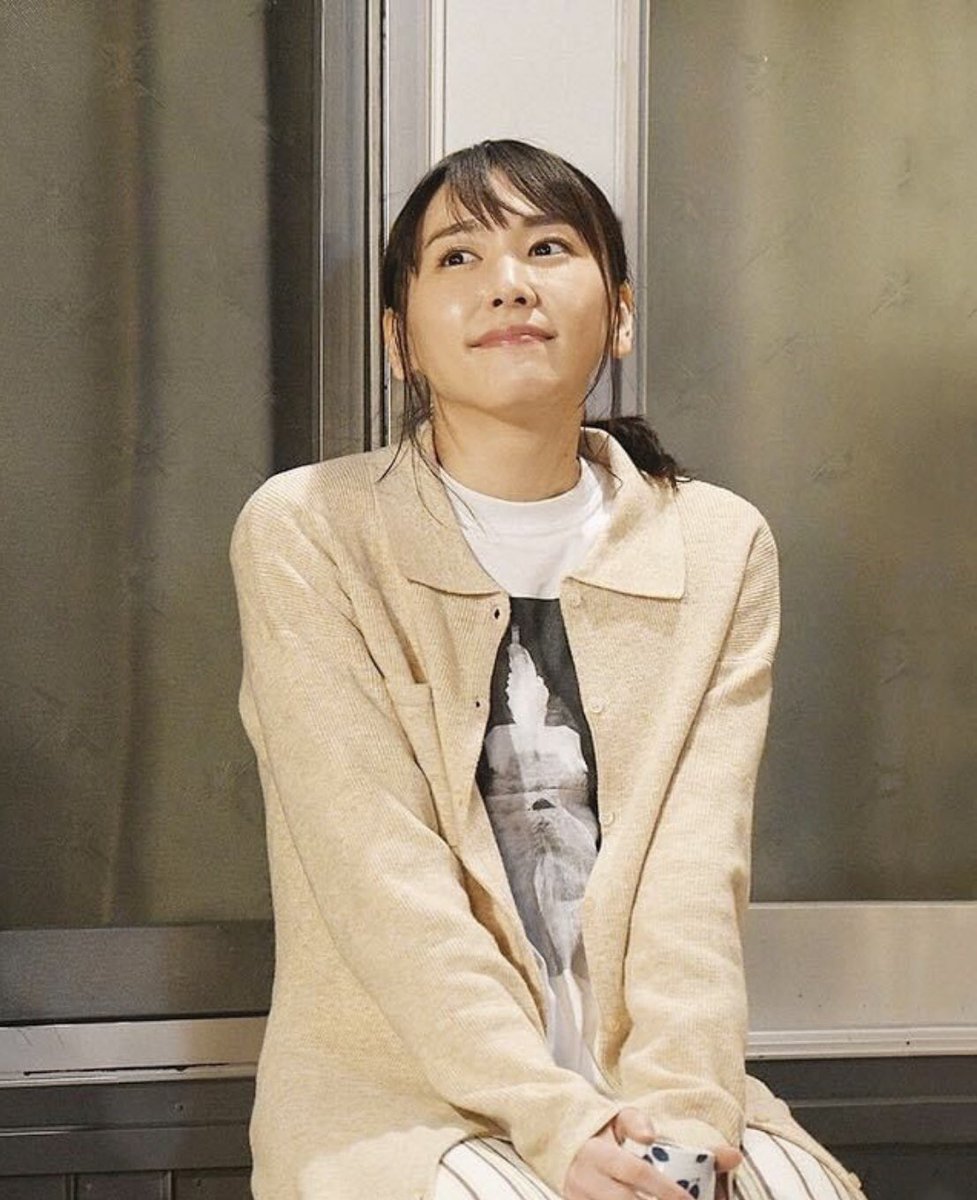 Ka54728's tweet photo. 新垣結衣☘️😊 https://t.co/5t2SwGNN4x