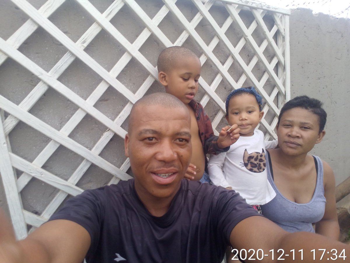 sbuntamo's tweet photo. I brag different
#family 
#intaba yase Dubai.. https://t.co/LIZ2Slx0A4