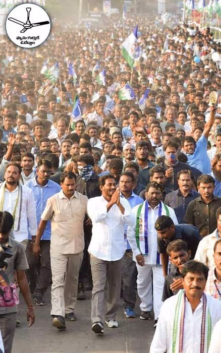 Smiritha1's tweet photo. Being Mass Leader as JAGAN is not that easy!!

He's not a part time politician... he's a LEADER!!

JAGAN Anna!!

@ysjagan
 
#10DaysForYSJaganBday @YSRCParty @RojaSelvamaniRK @AndhraNewsAP @AndhraPradeshCM https://t.co/45lalaliR8