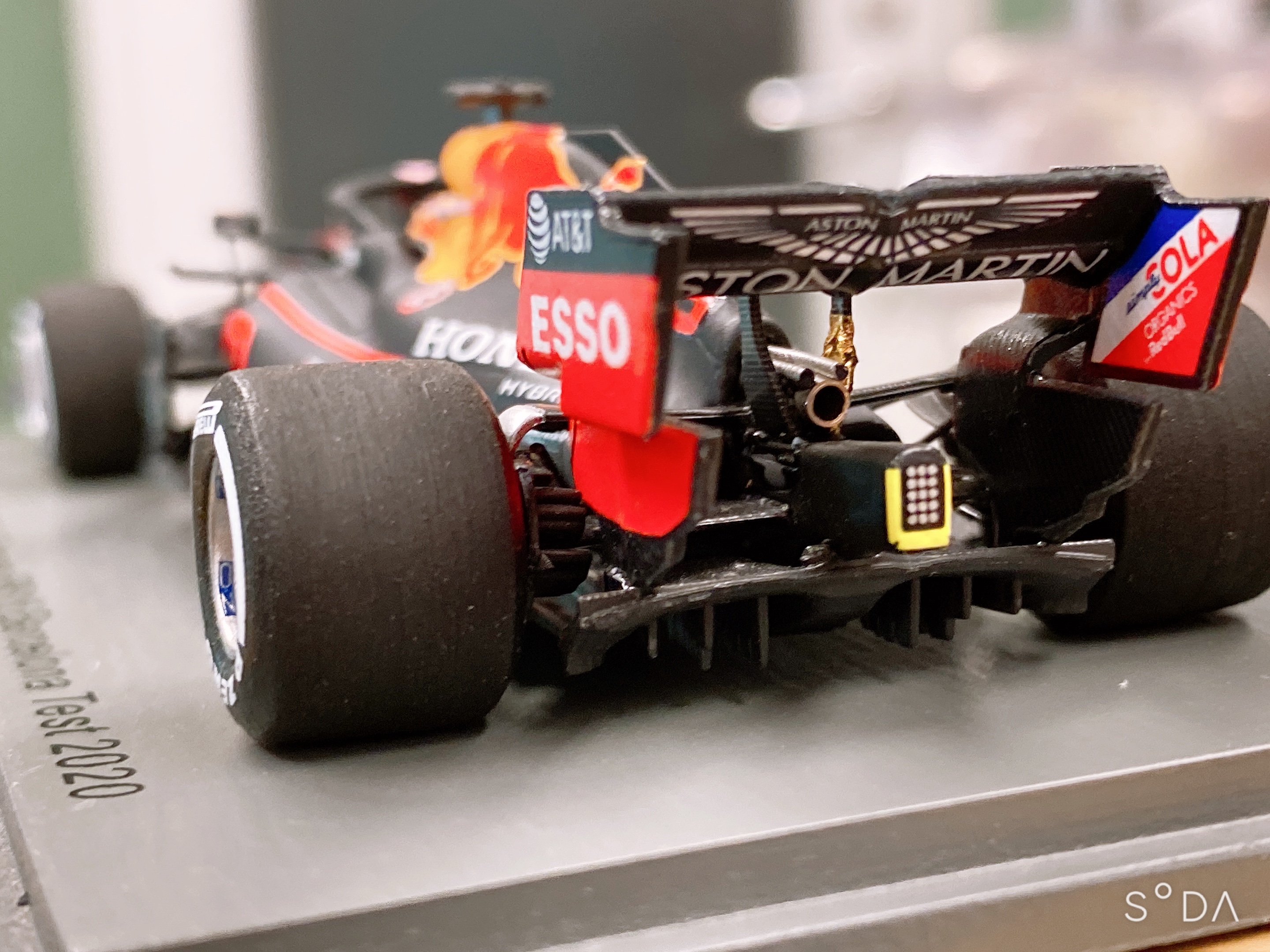 Amazon.co.jp: ミニチャンプス 1/43 レッドブル レーシング RB16