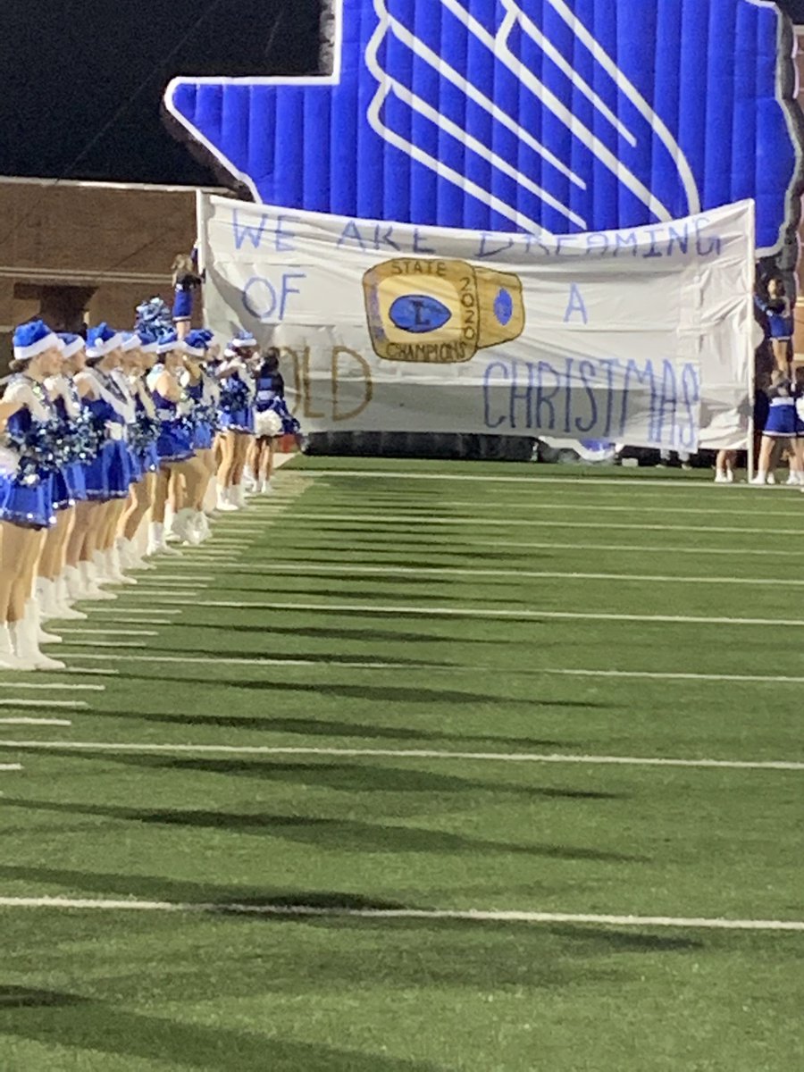 Eagles win thriller 31-28. Unbelievable kids and coaches. Lindale Fans were outstanding. ATT here come the Lindale Eagles