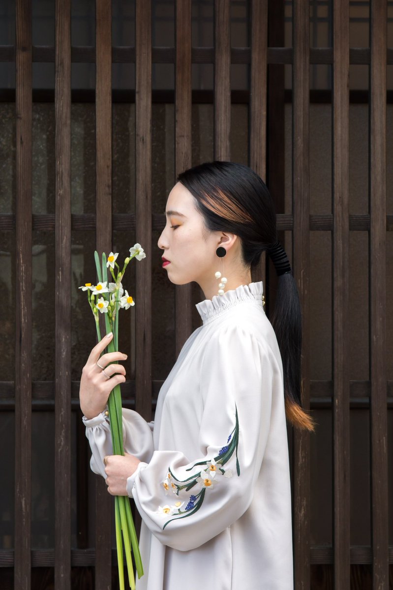 iCONOLOGY 花を着るワンピース 赤椿 | symposium.rest 