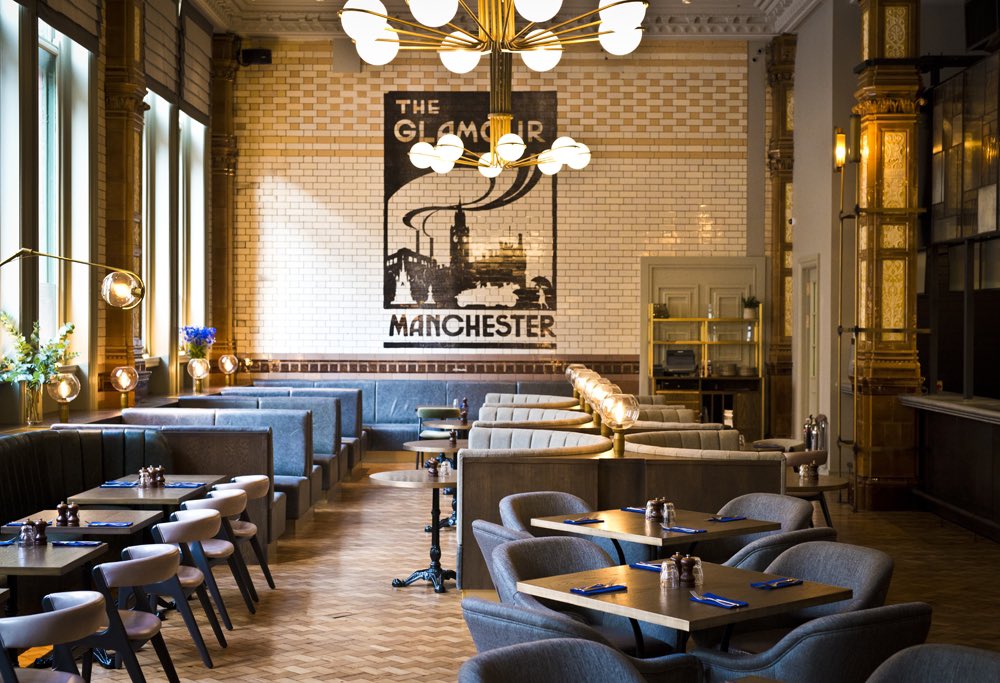 REFUGE CHRISTMAS COUNTDOWN // WIN 🎁⁣
⁣
Everyday for the next 12 days we’ll be running competitions and giveaways as we countdown to Christmas.⁣
⁣
The prize today is for a MEAL FOR 2 at Refuge in 2021. ⁣
• Like⁣
• Tag who you would bring in the comments⁣
• RT⁣
⁣
🤞