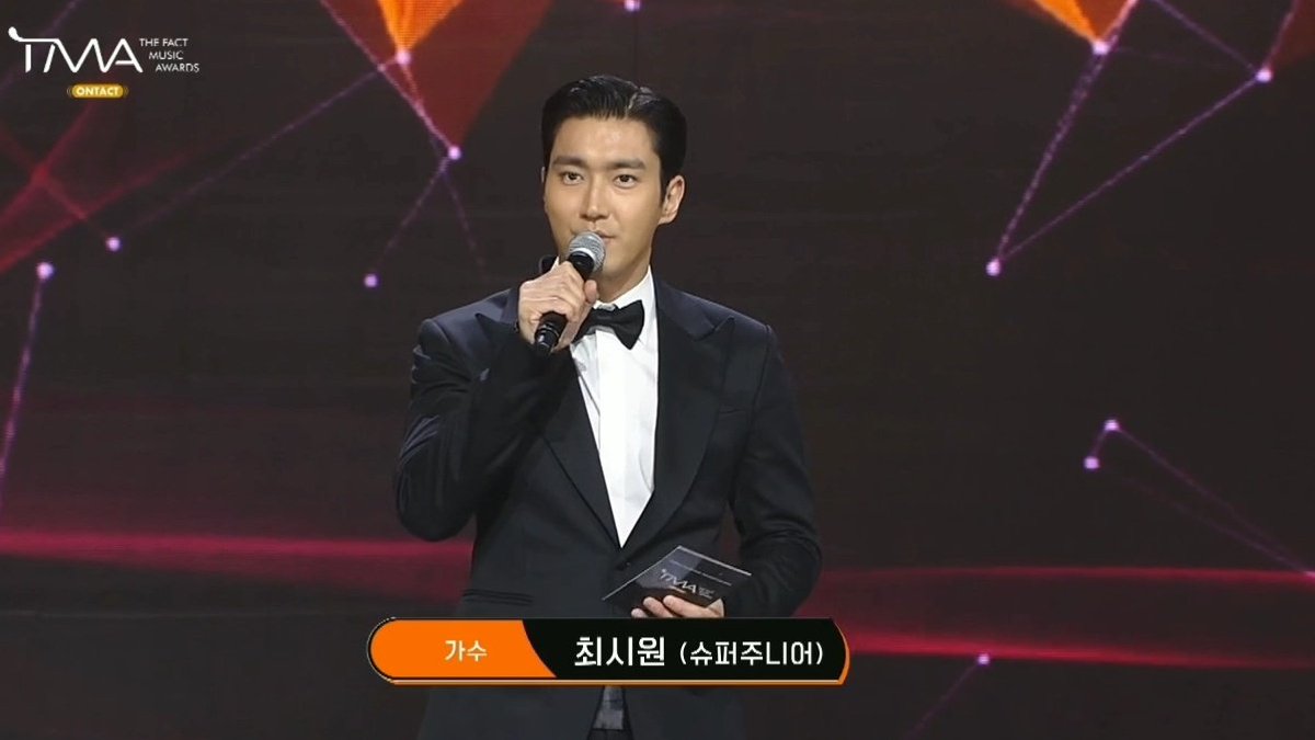 heebunim's tweet photo. VOTE CHOI SIWON FOR PRESIDENT https://t.co/kNNKHvKKbV