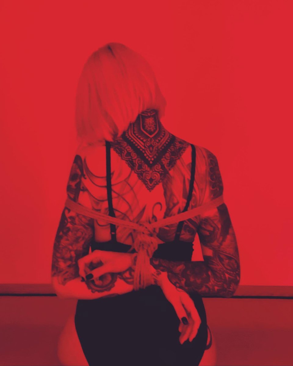 yourknots tweet media