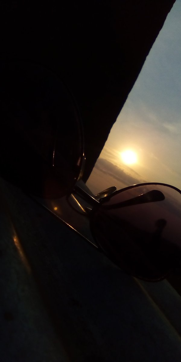 ChrisNgenzi's tweet photo. #PhonePhotoChallenge https://t.co/TMUkMdgSul