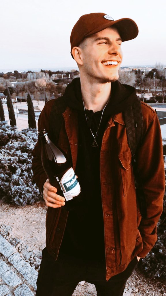 imanolverde's tweet image. Porque haces que cualquier plan sea mejor, no me faltes nunca, te amo y amo agarrarte del cuello y que no te quejes ... @mahou_es