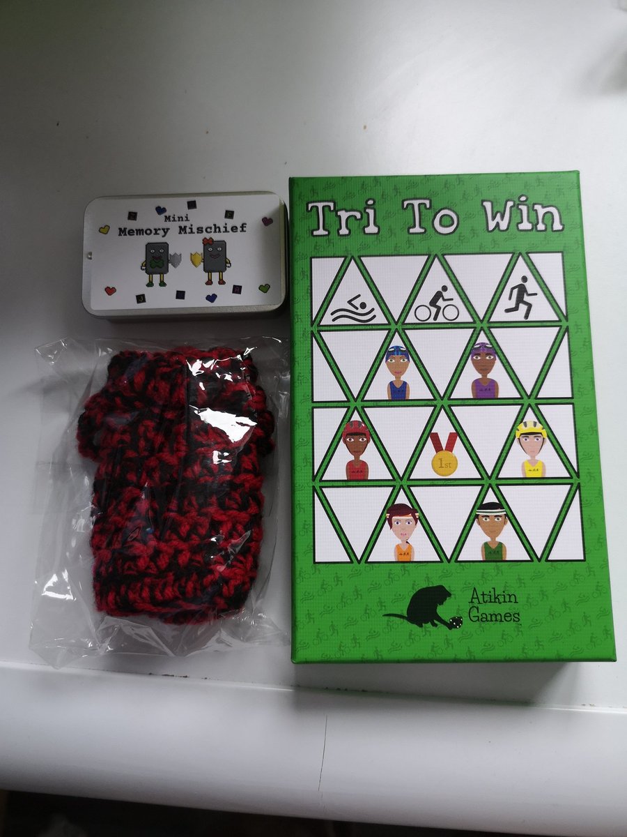 ReviewRush1's tweet photo. Thank you So much for such a quick delivery on her game #tritowin @AtikinGames
I cant wait to play it
Also how cute is the dice bag https://t.co/gwFLdJcK5i