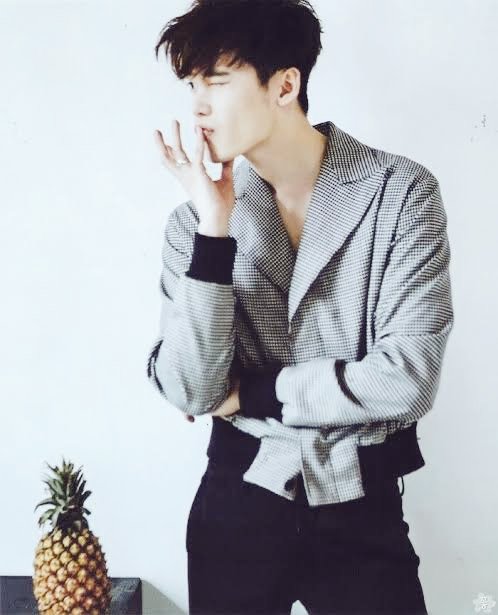 イ ジョンソクのtwitterイラスト検索結果