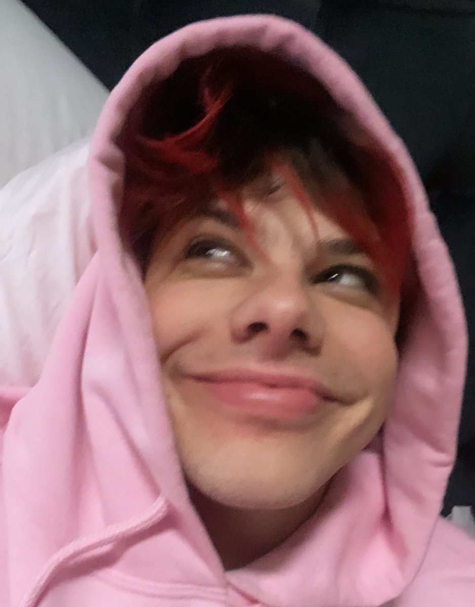 YUNGBLUD tweet media