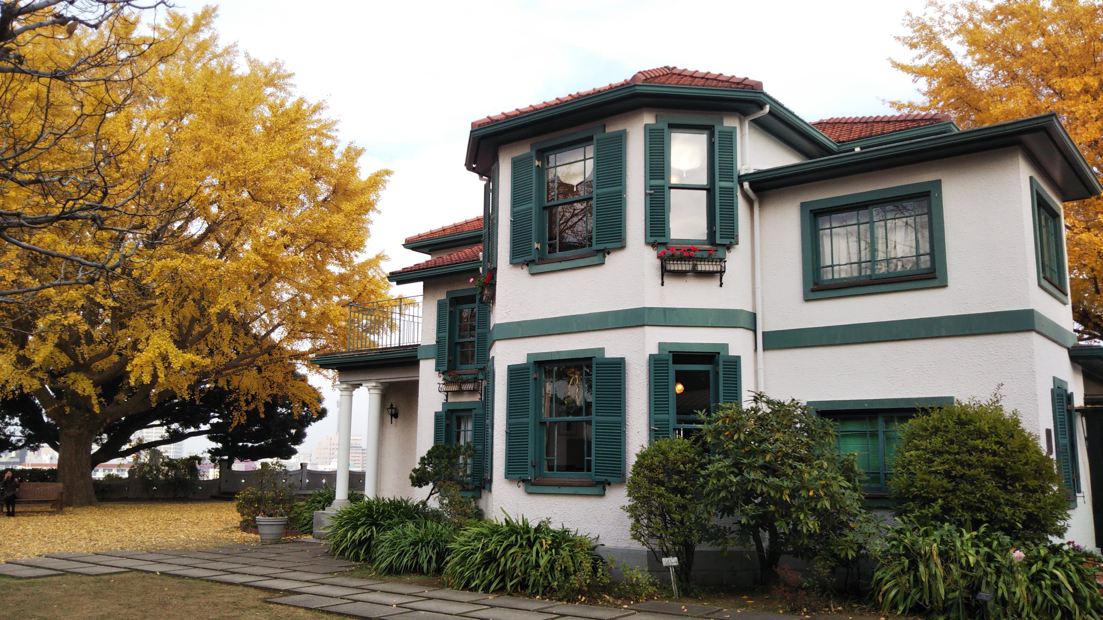 Natch 横浜山手のとある魔女のお宅を訪ねました ふらいんぐうぃっち 年12月 T Co Wikei4zdhw Twitter