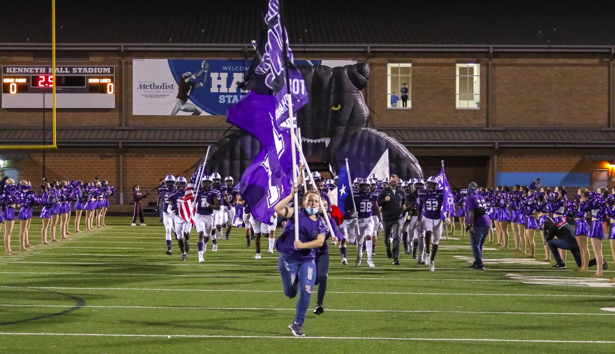 BobCalbert's tweet photo. Panthers 56 - Seven Lakes 20 https://t.co/ZdnP022HUa