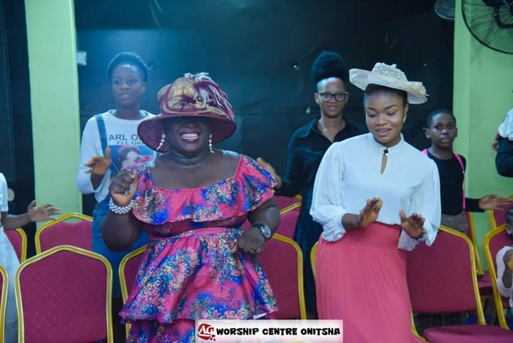 LoveCity_Global's tweet photo. Sights from our #OldSkoolService
Sunday is #PraiseAfricana #Year2020 we saw God with beautiful surprises. We are praising into #2021 this #Sunday. Join us in any of our two services... Experience Peace♥️ Rev.@Udeh_Francis1 is worth hearing. #OnitshaCityChurch #AGWCOnitsha https://t.co/X4CLoX9EDb