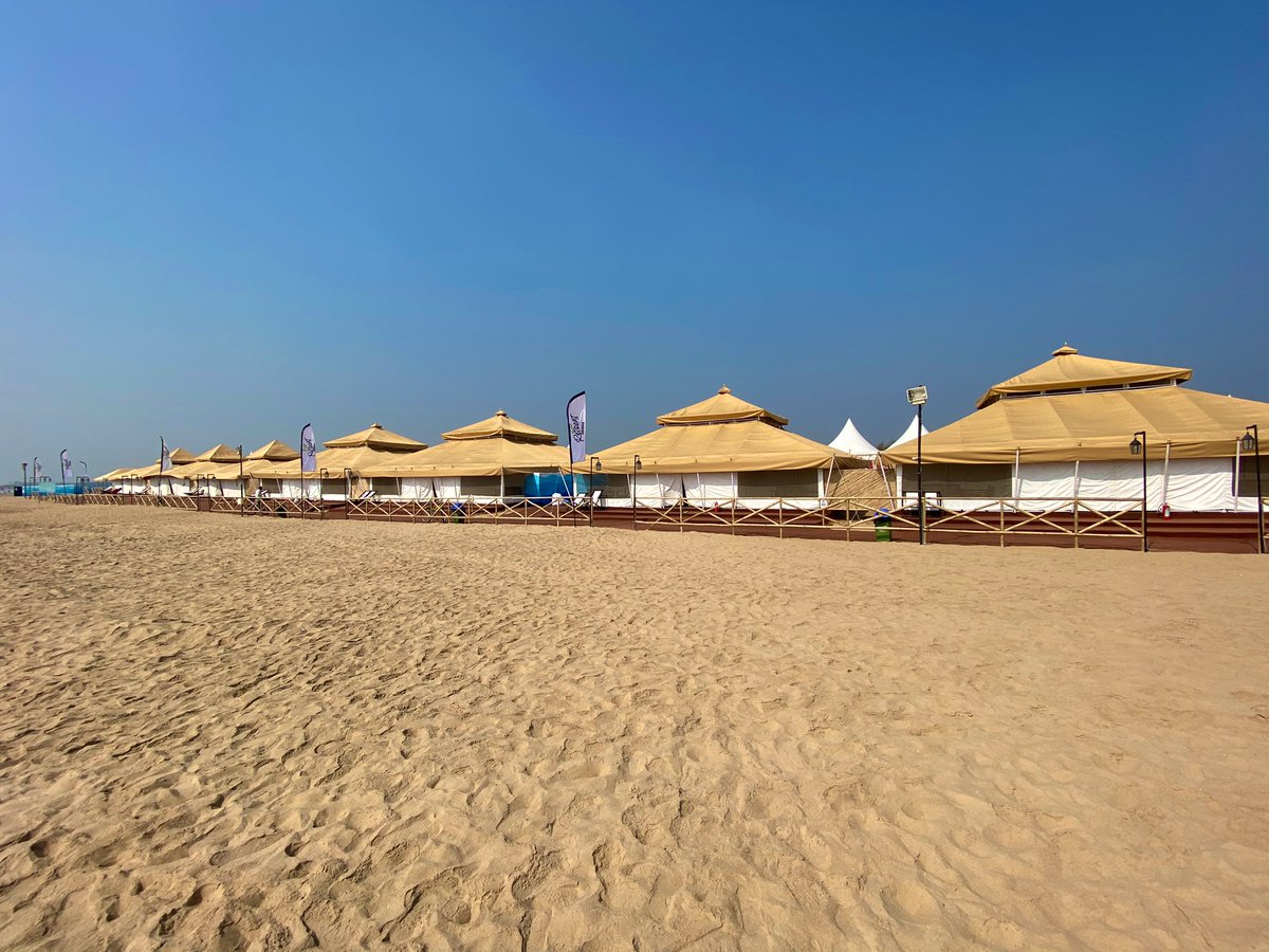 The sea facing tents are just awesome!! You can see the beauty of nature from the beautiful Royal Cottage rooms!! Lovin it...  #EcoretreatOdisha  #Odisha – bei  Ramachandi Beach