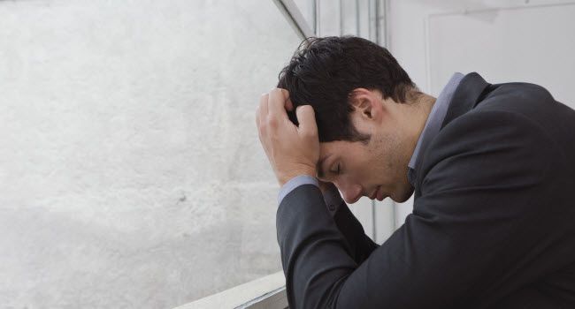 How to determine whether a person has mental health problems? They have/are...Eating disorder (bulimia, anorexia, etc) No energyFeeling hopelessTurn to drugs & alcoholBeing aggressiveOverthinking about past/future Thinking of harming yourself & more 