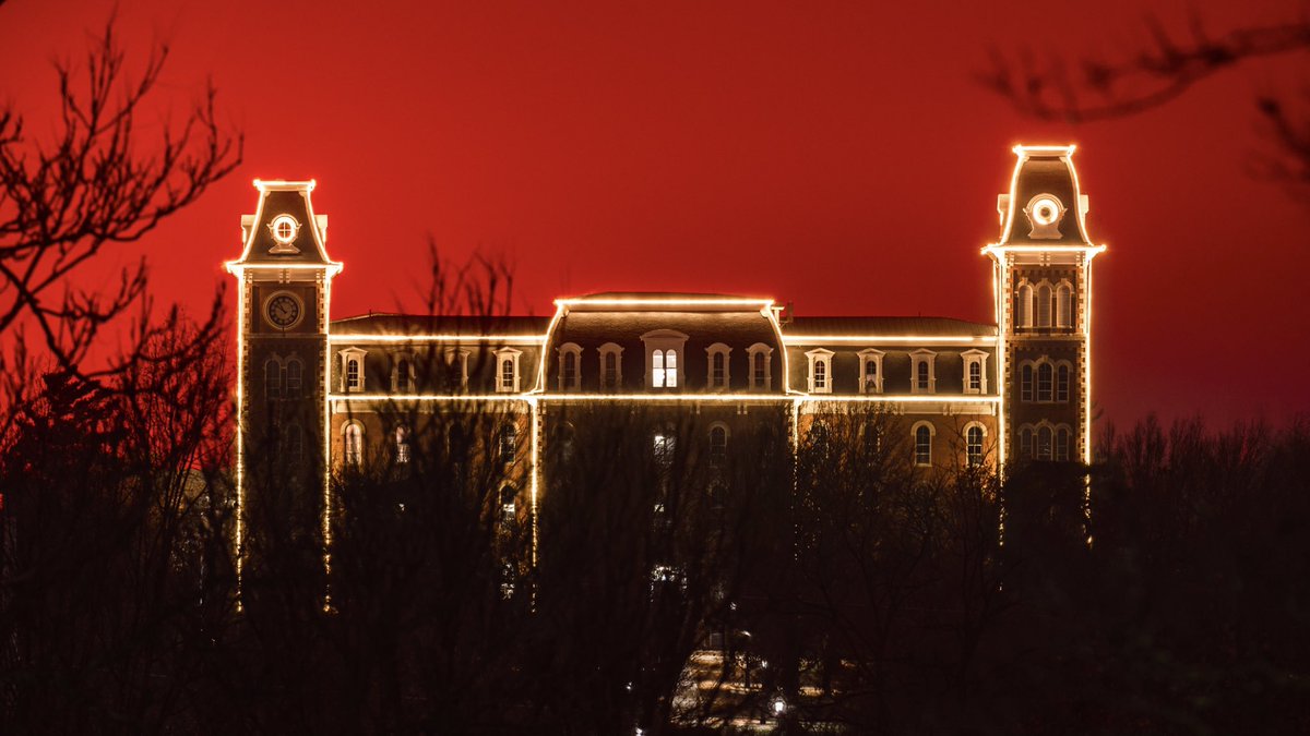 ksnyd_10's tweet photo. Final page in the 2020 chapter of @RazorbackFB home games kicks off in 10 hours 👀 #WPS https://t.co/RN7zSaWWkS