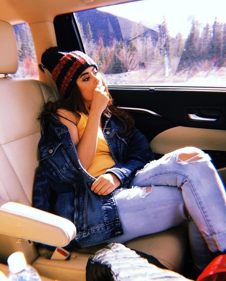 Wear or Tear A Thread hope y'all do  (flop na kardena)