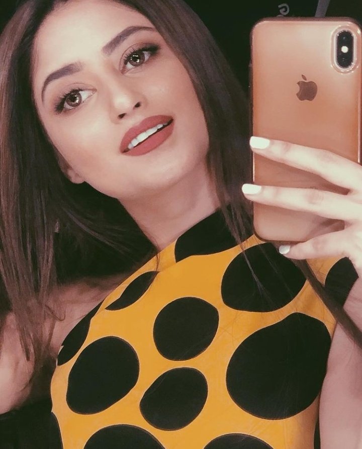 Wear or Tear A Thread hope y'all do  (flop na kardena)