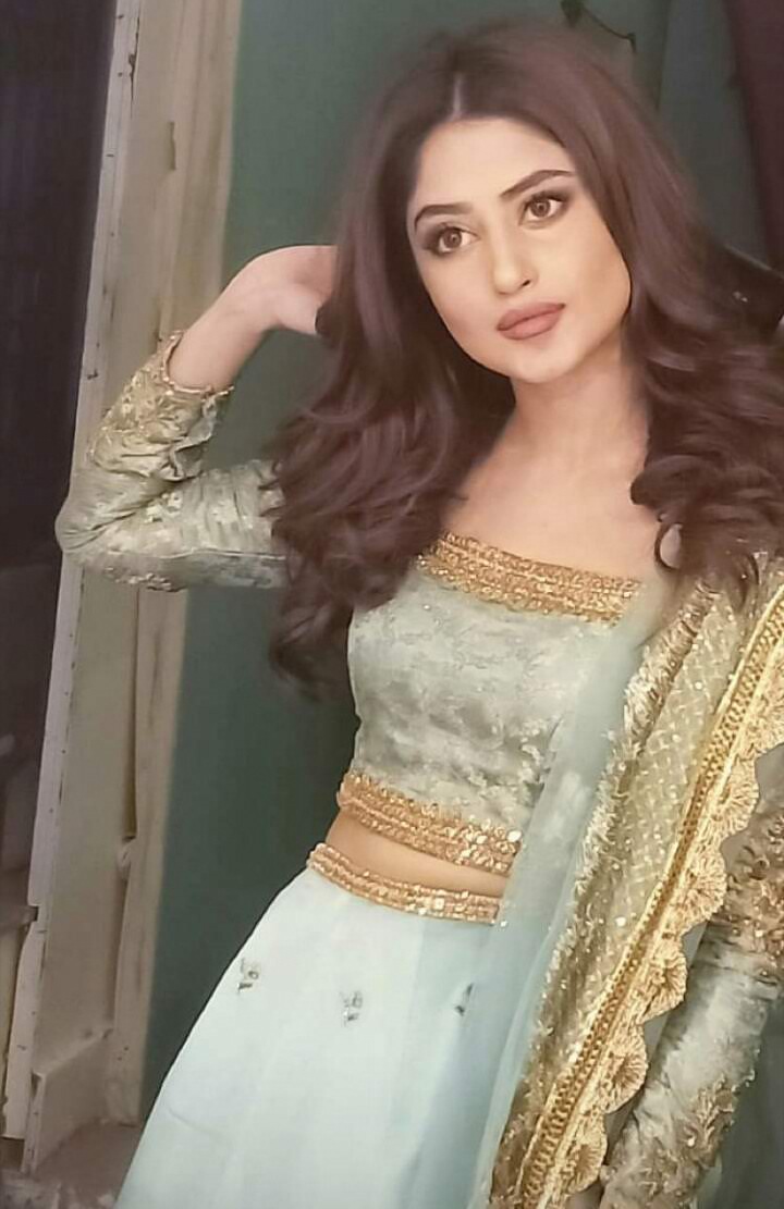 Wear or Tear A Thread hope y'all do  (flop na kardena)