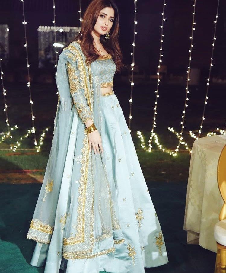 Wear or Tear A Thread hope y'all do  (flop na kardena)