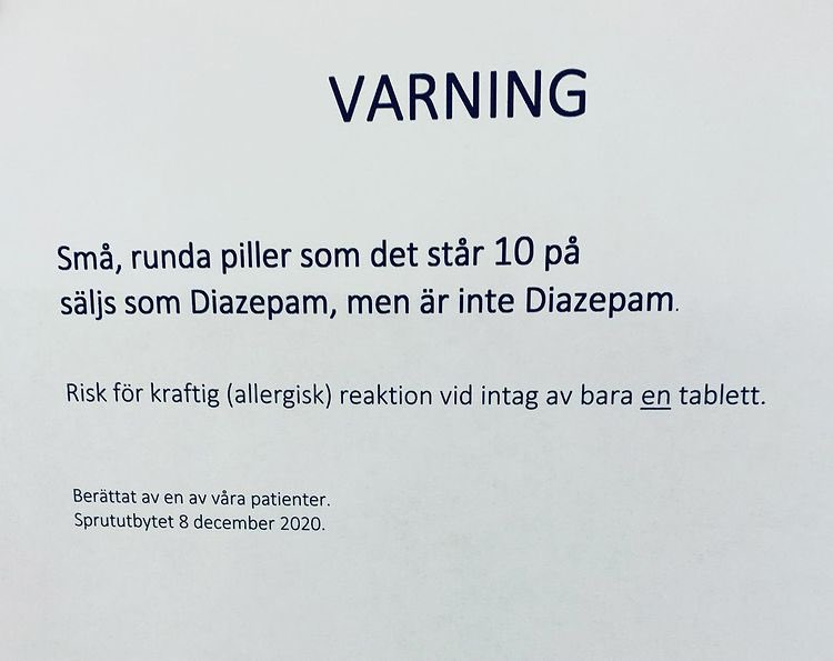 drogvarningar's tweet photo. Sprututbytet i Helsingborg har gått ut med följande #drogvarning:
VARNING för små runda tabletter märkta med ”10” som nu förekommer i Helsingborg! https://t.co/vzuGl5mQiF
