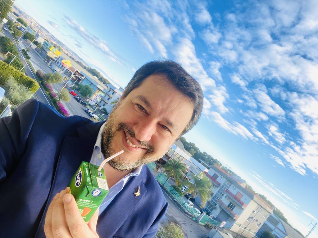 Matteo Salvini tweet media
